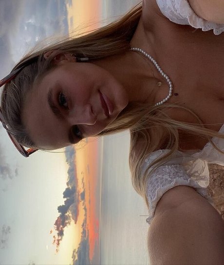 Lies Zhara pornstar exclusive pics