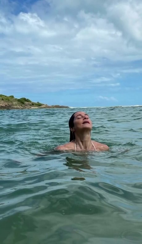 Leticia Spiller star free pic