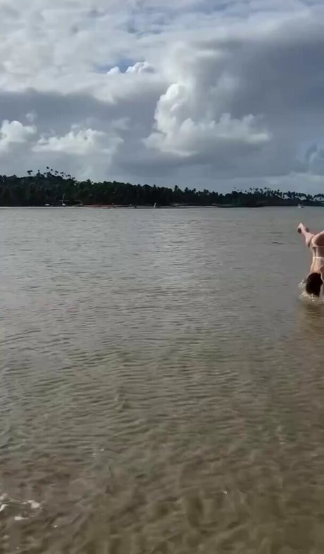 Leticia Spiller star sexy photo