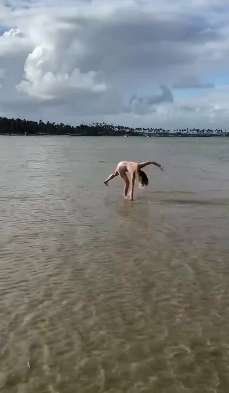 Leticia Spiller exclusive star pic