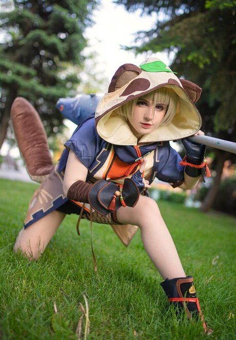 Septemba Chan pretty model image