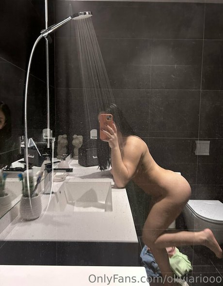 oliviariooo star erotic archive