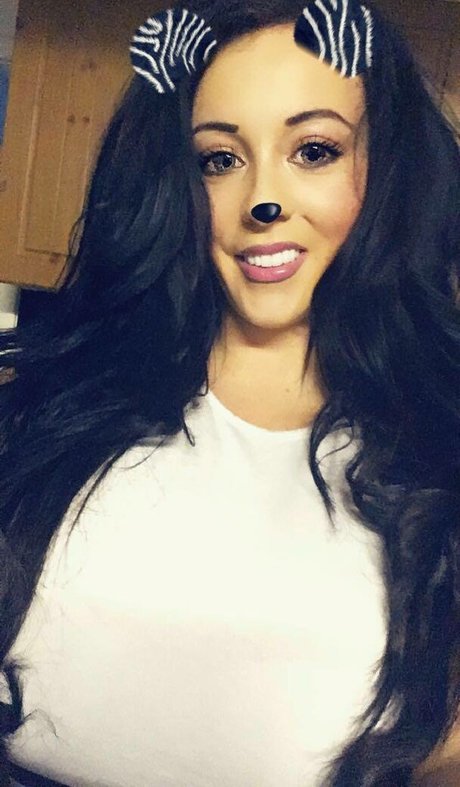 Kelly Louise Sheridan sex star image