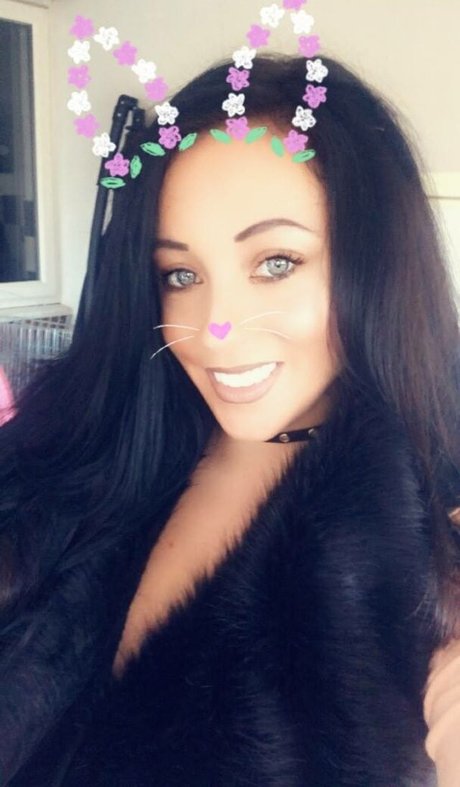 Kelly Louise Sheridan naked actress pic