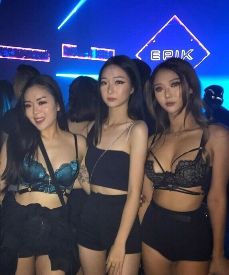 kkarenzeng model sex image