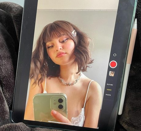 willowsdreaming erotic pornstar picture