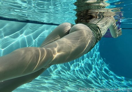 Laura Perlongo model naked image