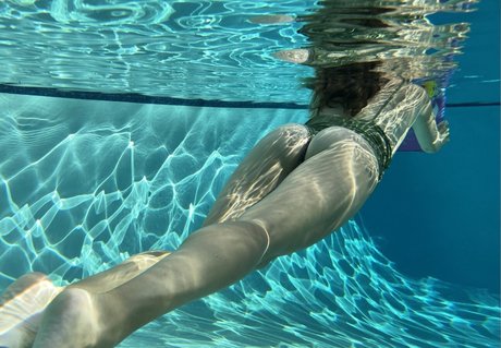 Laura Perlongo nice pornstar images