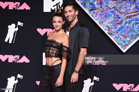 Laura Perlongo hd star photos