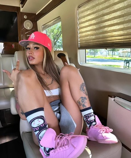 Coi Leray pornstar sexy pictures