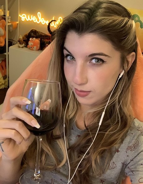 FrivolousFox ASMR beautiful actress archive