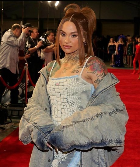 Kehlani nude model archive