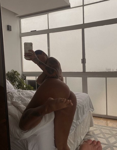 Julia Bhering star beautiful galleries