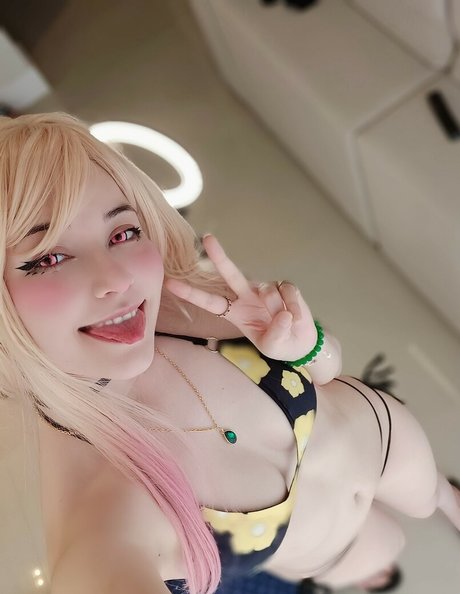 meru rumi model naked pictures