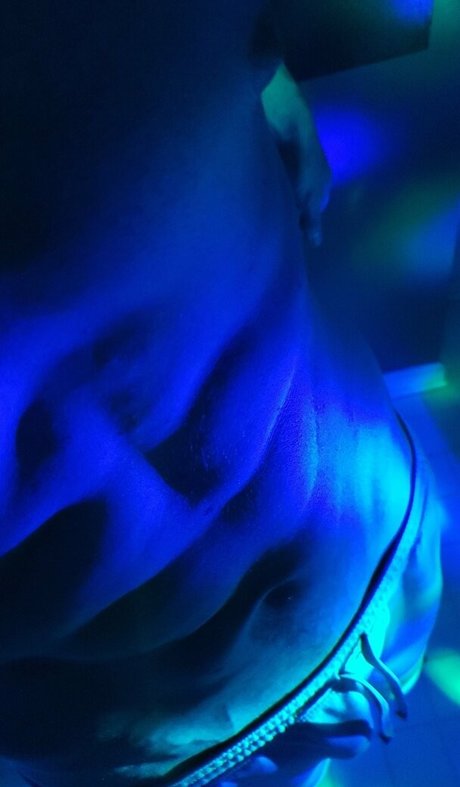 dj litness sexy model pic