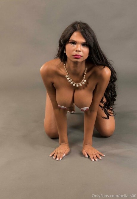 bellapussy25 model best pic