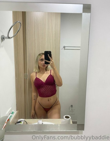 bubblyybaddie actress photos