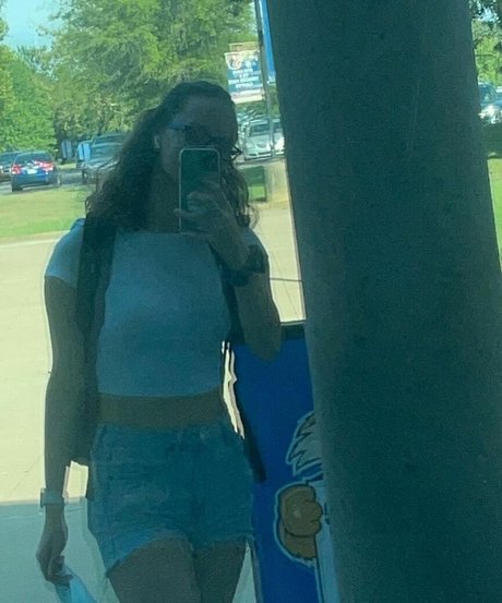 MuscleMommy002 perfect model img