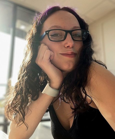 MuscleMommy002 porn model gallery