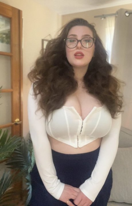 Moxy Mary sexy actress archive