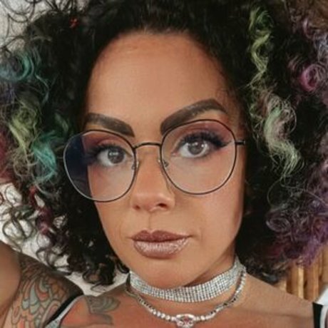 Solo Darling free pornstar picture