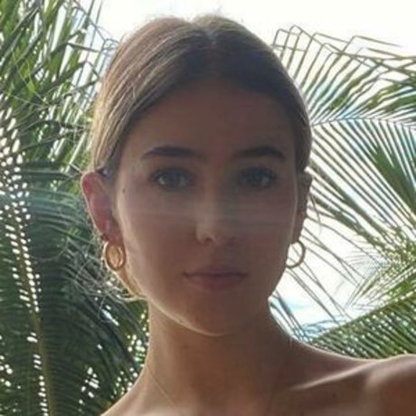 Justine Ouellet sex pornstar image