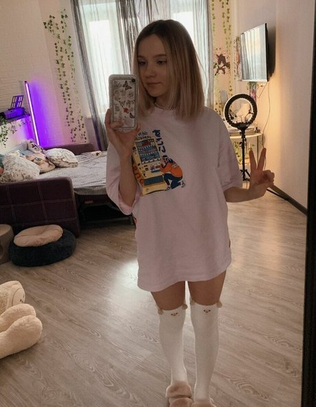 ShySonja model pretty archive