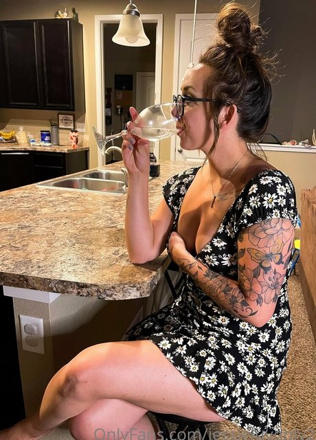 jessieluvonly2 pornstar free img