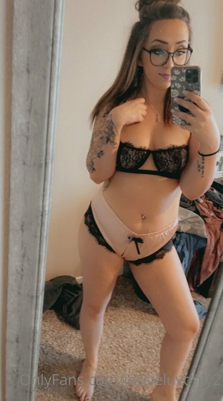 jessieluvonly2 pretty pornstar gallery