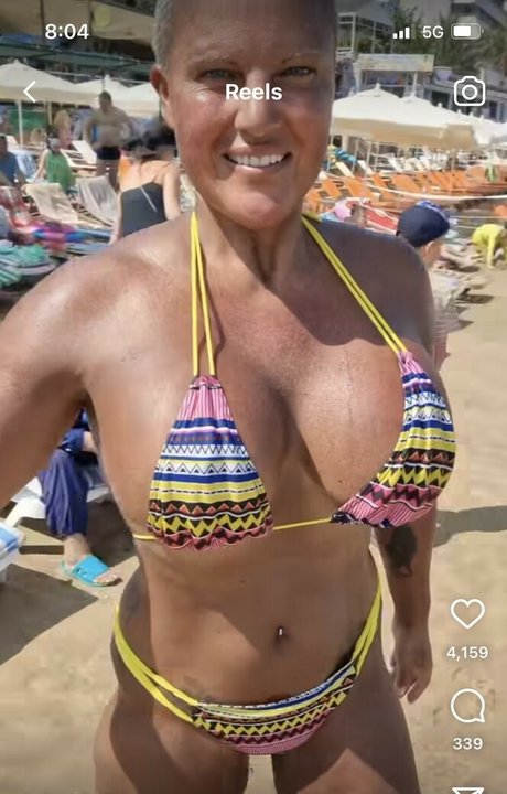 Carro Oberg model perfect img