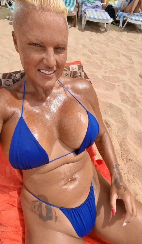 Carro Oberg xxx pornstar gallery