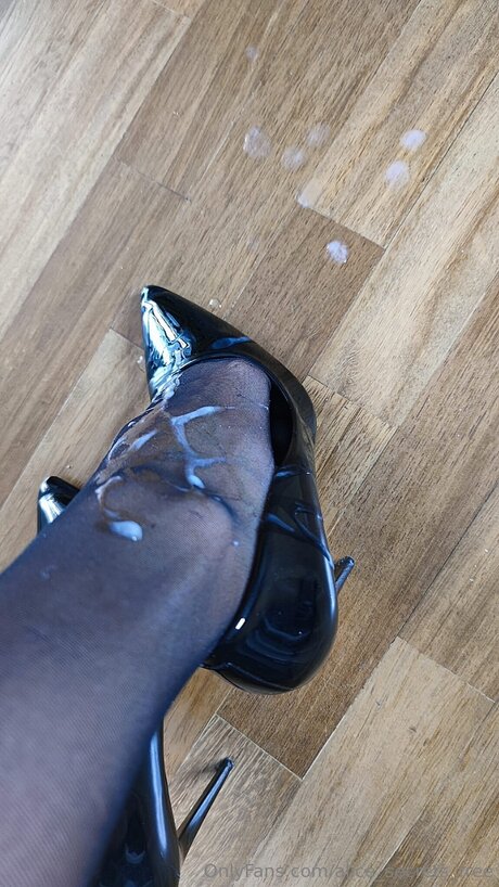 Alice Secrets Free sex pornstar galleries