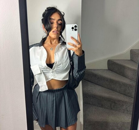 Tameralouchia best pornstar image