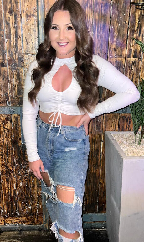 Katylee Bailey star adult gallery