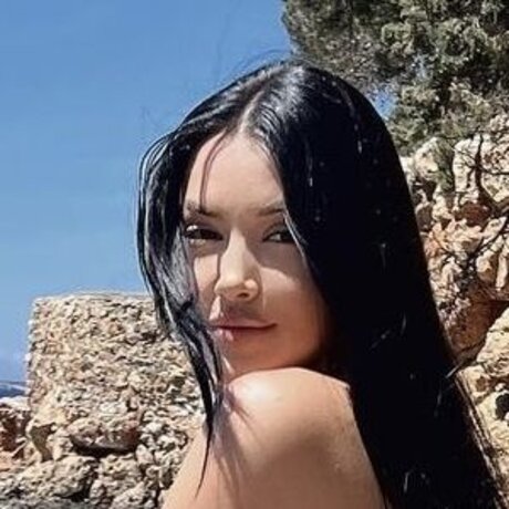 Enisa bukvic hot star photos