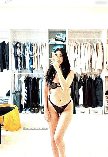 Enisa bukvic sexy model pictures