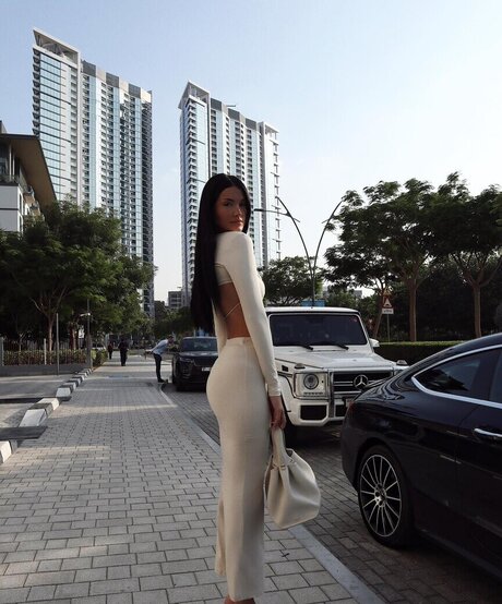 Enisa bukvic pretty star img