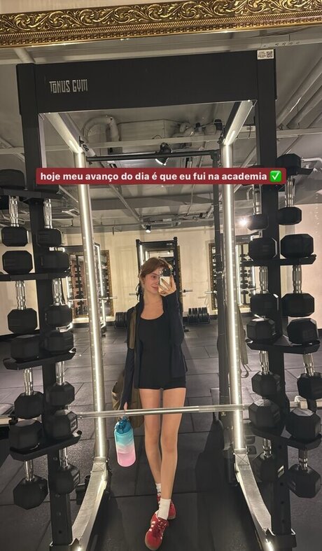 Liv Resenhas beautiful pornstar img