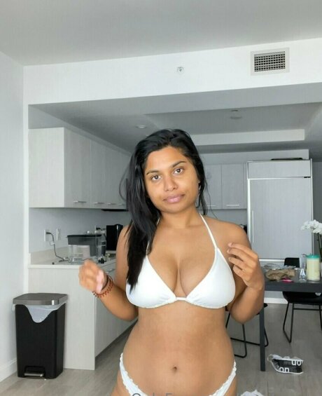 Miss Patel pornstar nude picture
