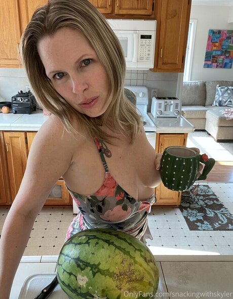 skylerxo perfect actress photos