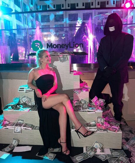 Thea Booysen pornstar nude img