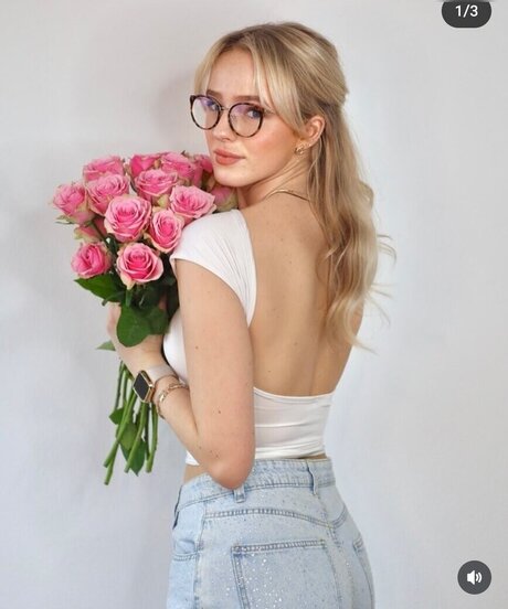 Emely Winkler exclusive model photo