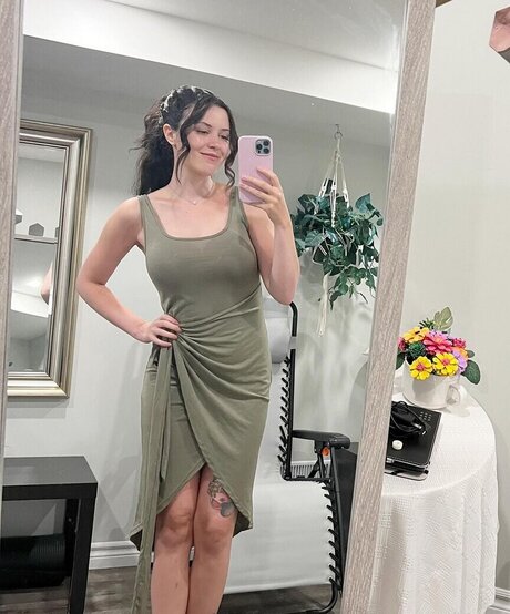 Beckmon high quality model photo