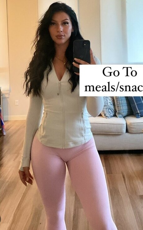 Allison Royalty perfect model pics