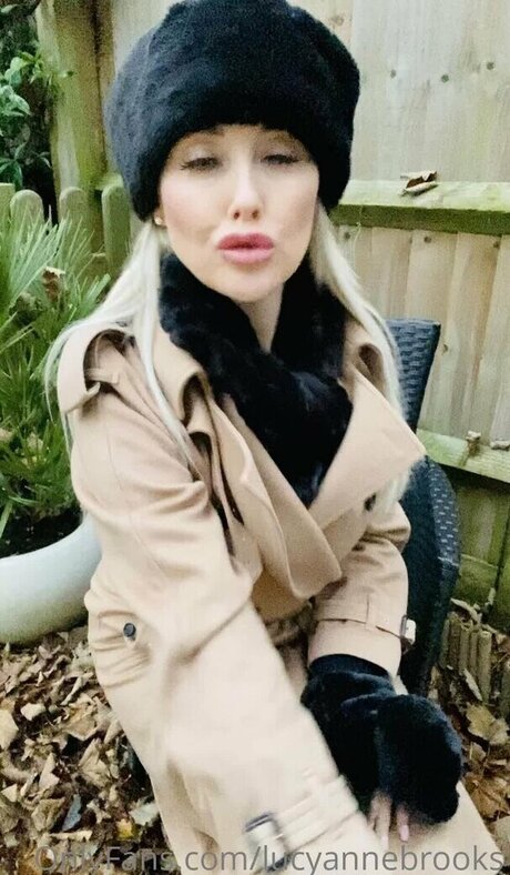 Heyteacue pornstar art images