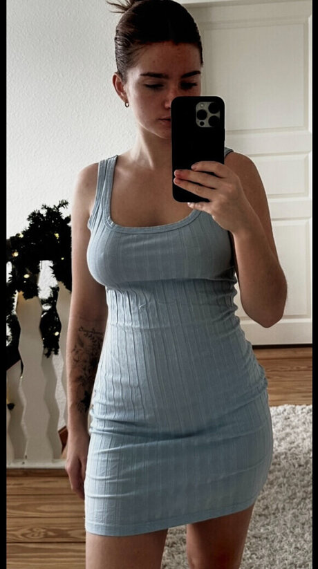 Julia Schulze nude pornstar image