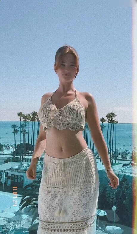 Julia Schulze porn model photo