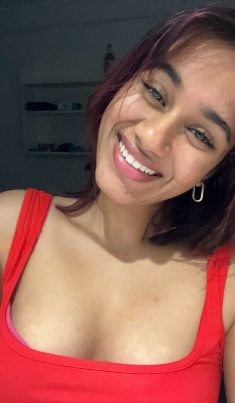 senoritasara nude pornstar picture