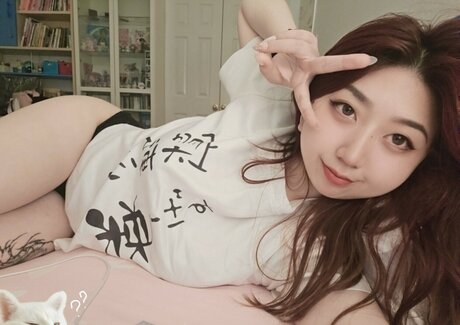 Drowsypotion Uwasaoink nude model images