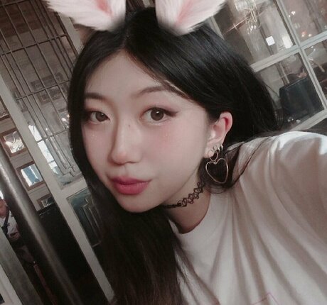 Drowsypotion Uwasaoink model sexy picture